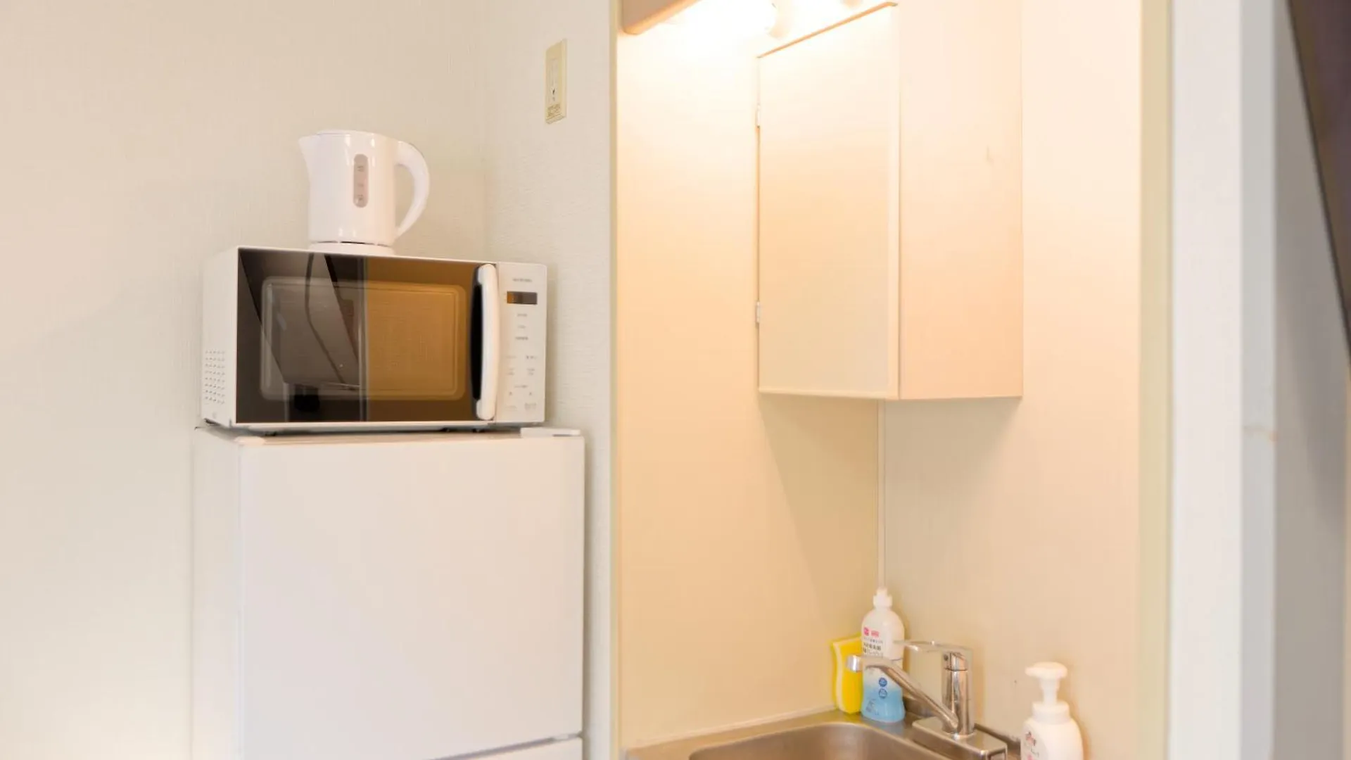 Shinjuku Higashinakano Shiro Apartment Токио