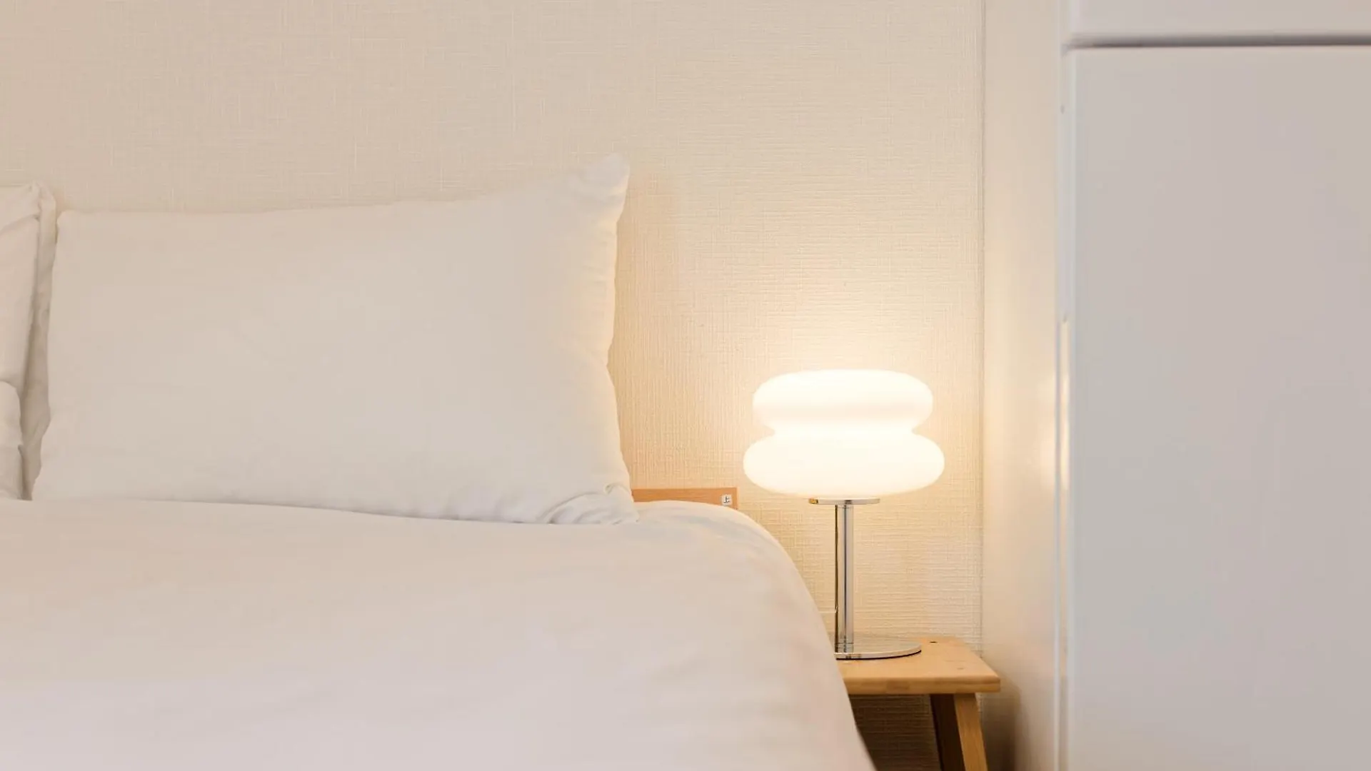 Shinjuku Higashinakano Shiro Apartment Токио