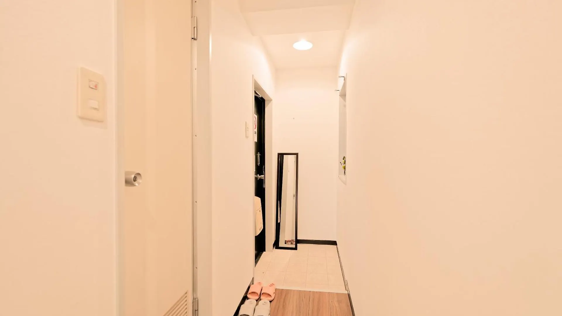 Shinjuku Higashinakano Shiro Apartment Tokyo 0*,  Japan